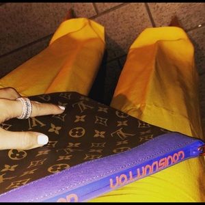 Louis Vuitton Exclusive Monogram Outdoor Apollo Pochette